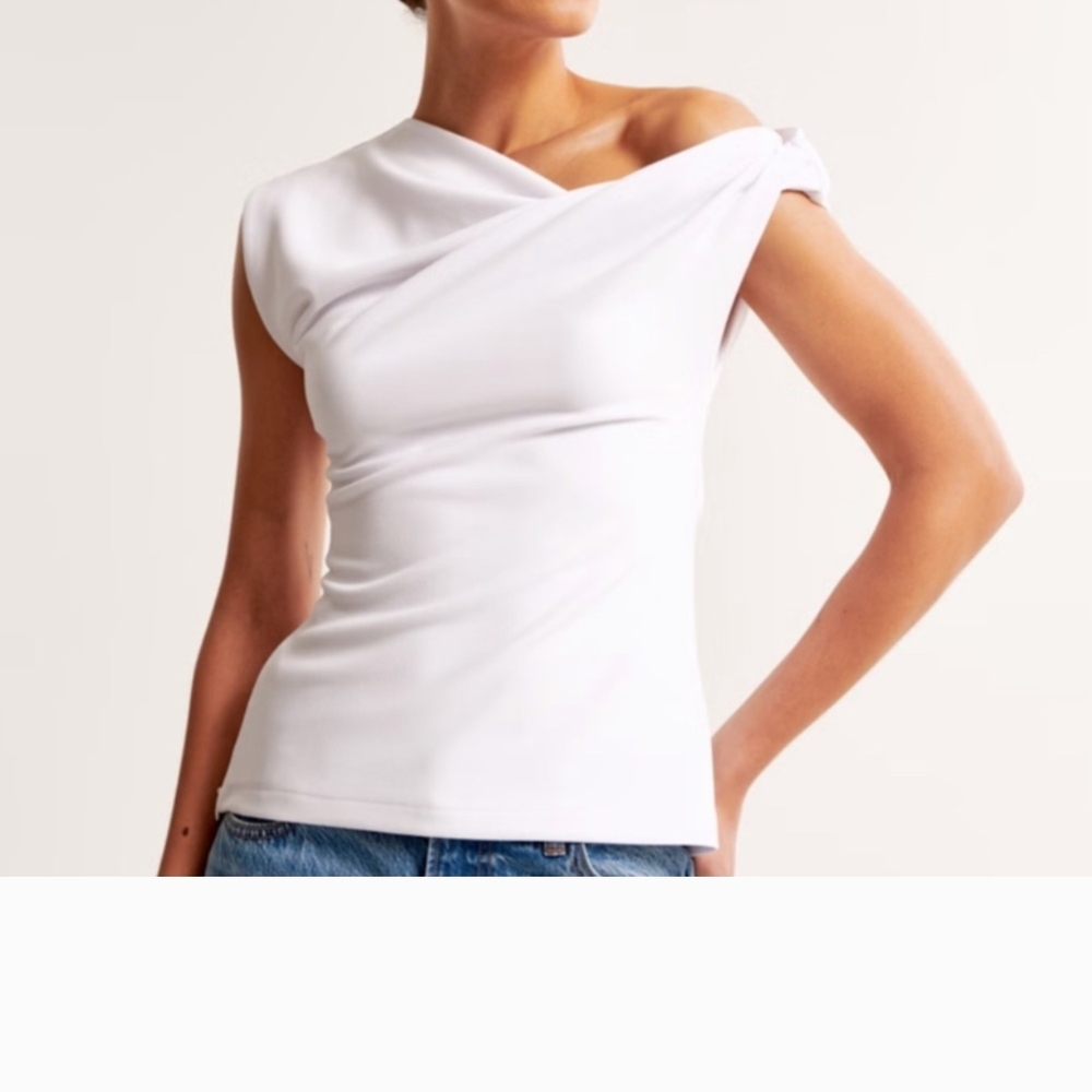 Abercrombie & Fitch Asymetric Top